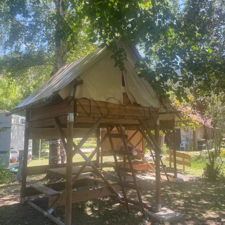 Le bivouac-tente chez Camille - Chambre Double - Vue sur Montagne - 2