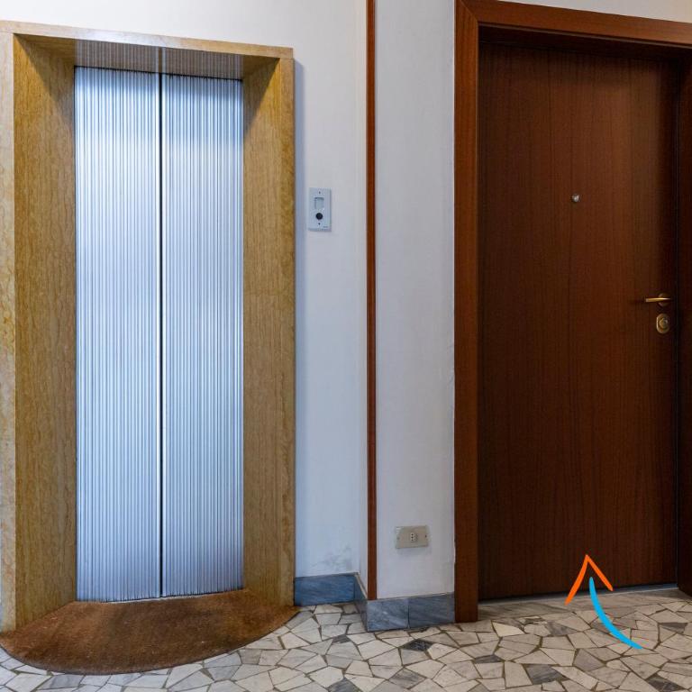 Brenta Top Floor - MM3 Yellow Line - Appartamento con Balcone - 32