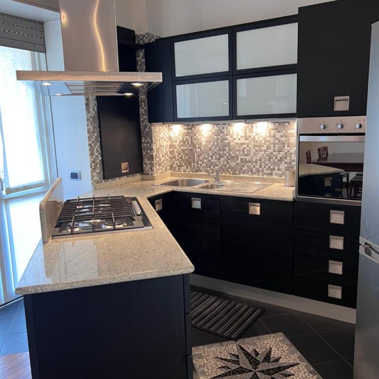 Casa vacanze Attico sul lago di Lecco, a due passi dal centro con posto auto - Appartamento con 1 Camera da Letto - 5