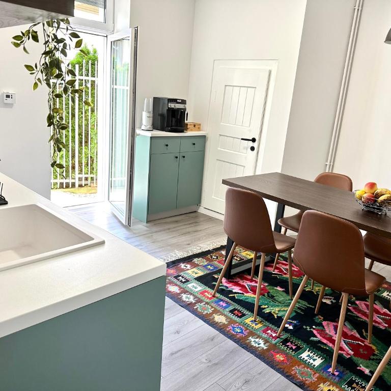 Central Sarajevo Apartment with Terrace & Free Parking - One-Bedroom Apartment - 22