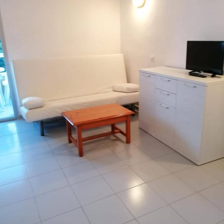 Apartamentos Argonavis - One-Bedroom Apartment (2-3 Adults) with Sea View - 8