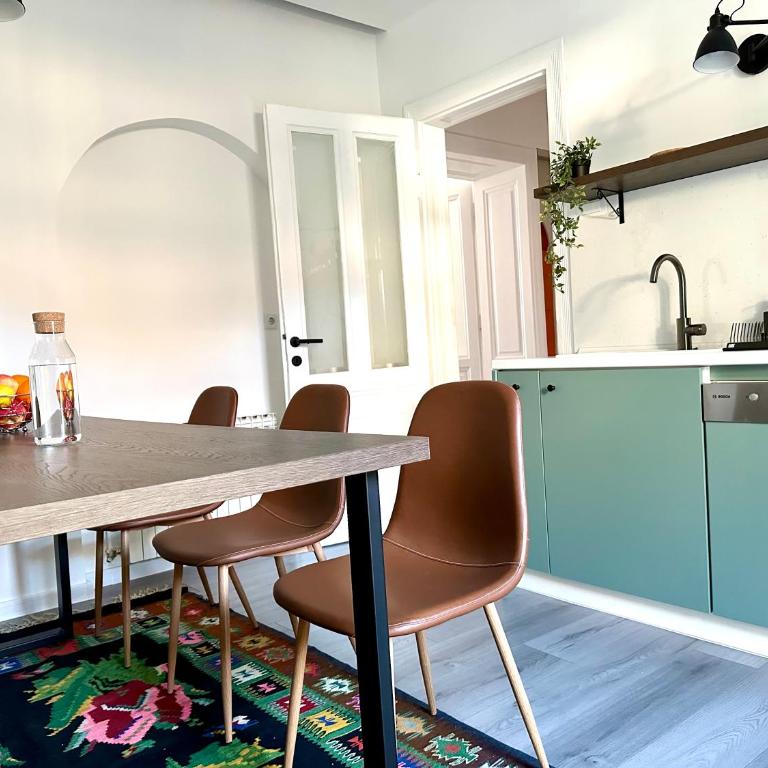 Central Sarajevo Apartment with Terrace & Free Parking - One-Bedroom Apartment - 21