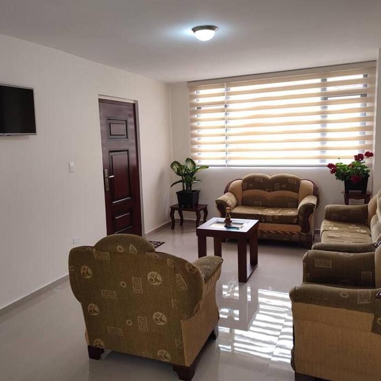 Hospedaje Charlie's House - Three-Bedroom Apartment - 2