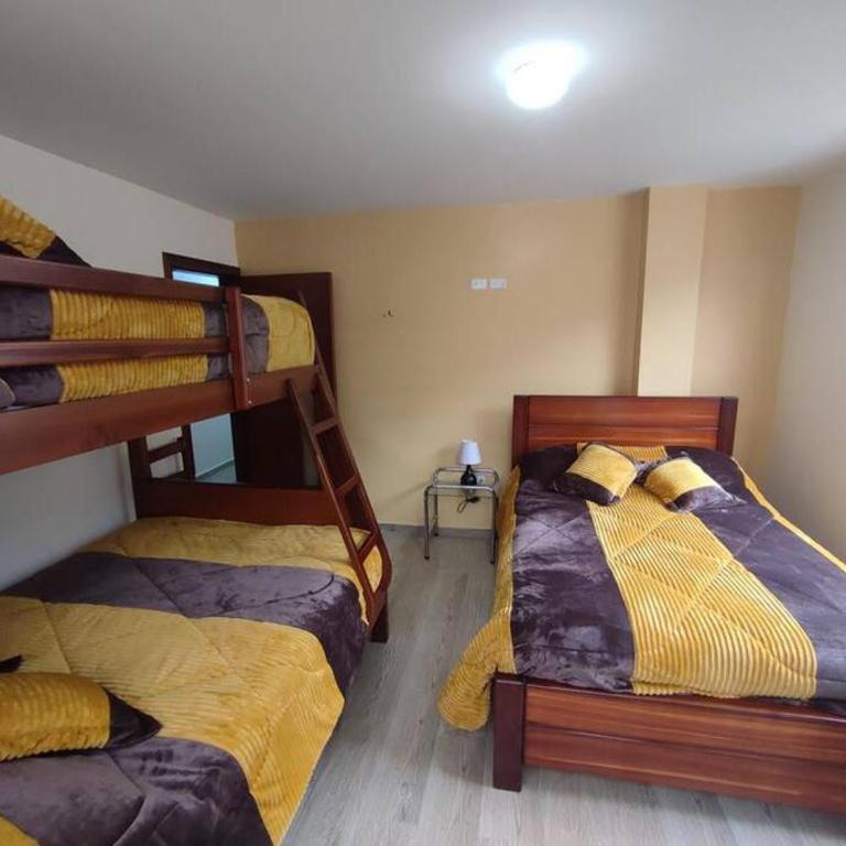 Hospedaje Charlie's House - Three-Bedroom Apartment - 16