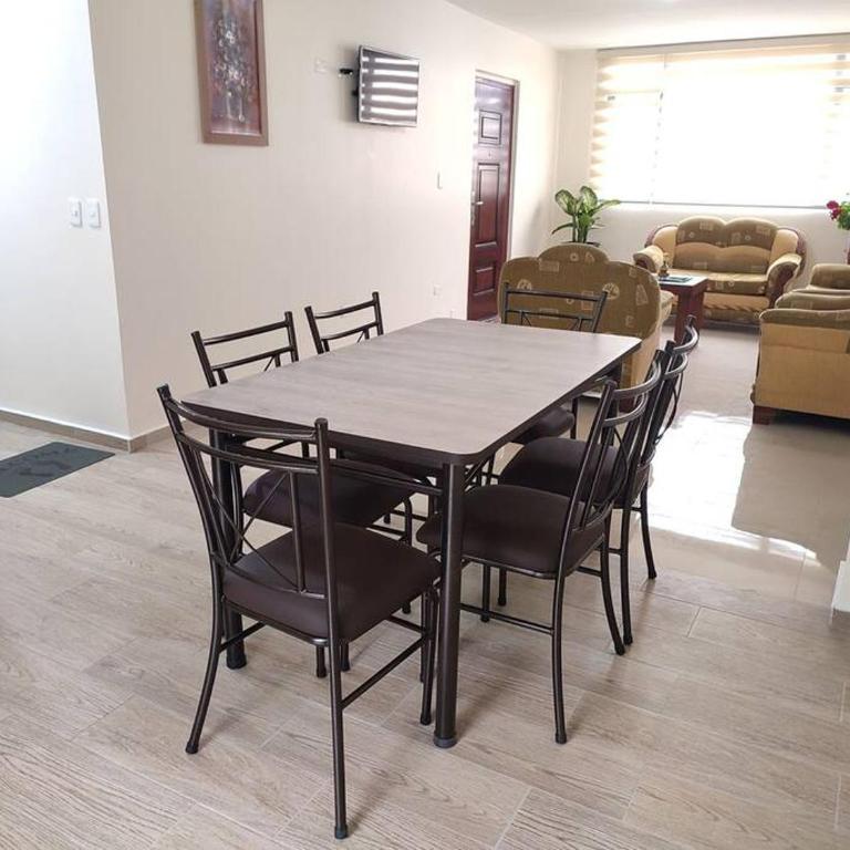 Hospedaje Charlie's House - Three-Bedroom Apartment - 7