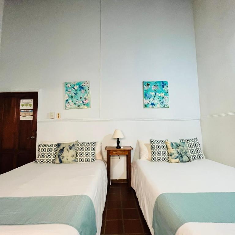 Casa Isabelita - Deluxe Double Room with Two Double Beds - 14