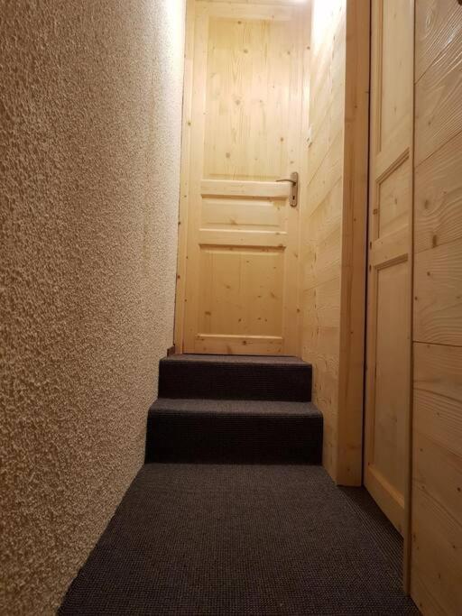 Front de neige PLAGNE VILLAGES Duplex 6 pers 2 ch ski aux pieds exposé SUD 2050 m - Appartement 2 Chambres - 38