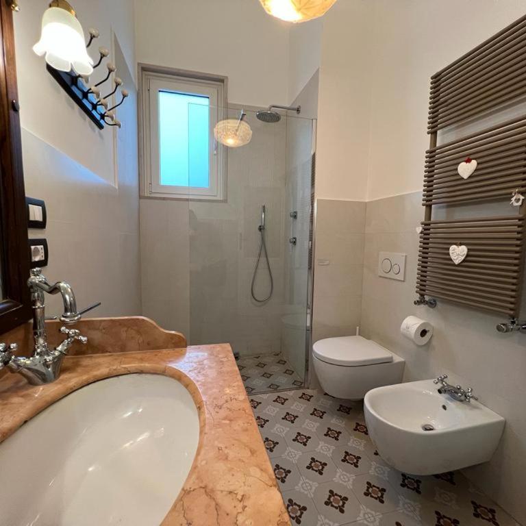 Lux Domus - Appartamento con 2 Camere da Letto - 26