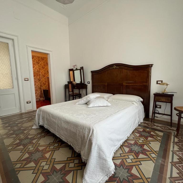 Lux Domus - Appartamento con 2 Camere da Letto - 14