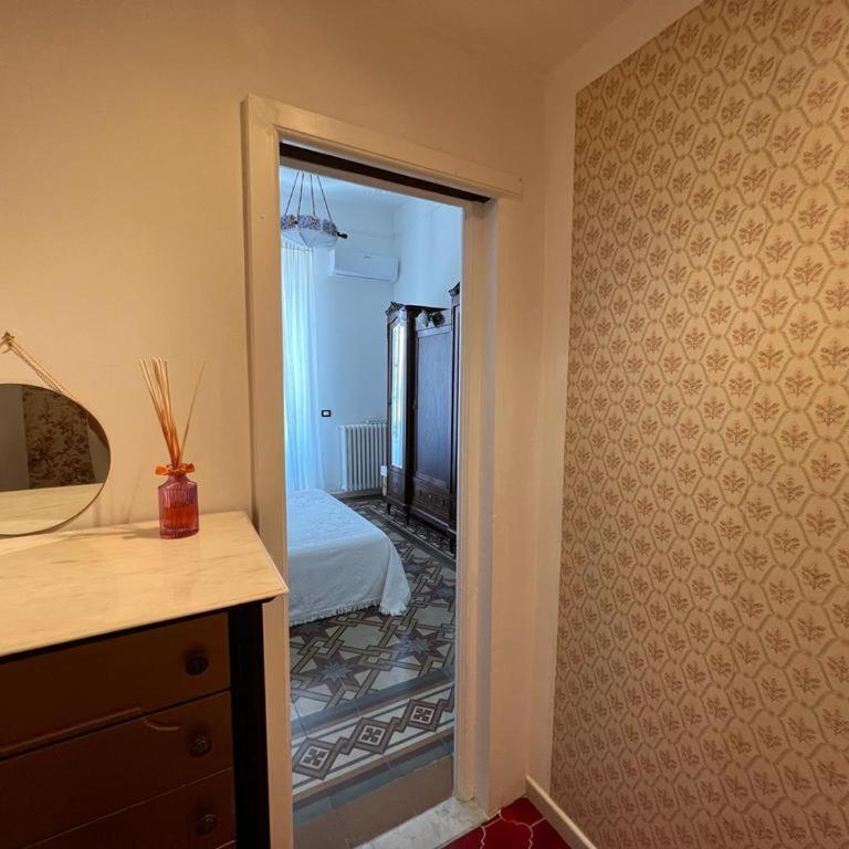 Lux Domus - Appartamento con 2 Camere da Letto - 20