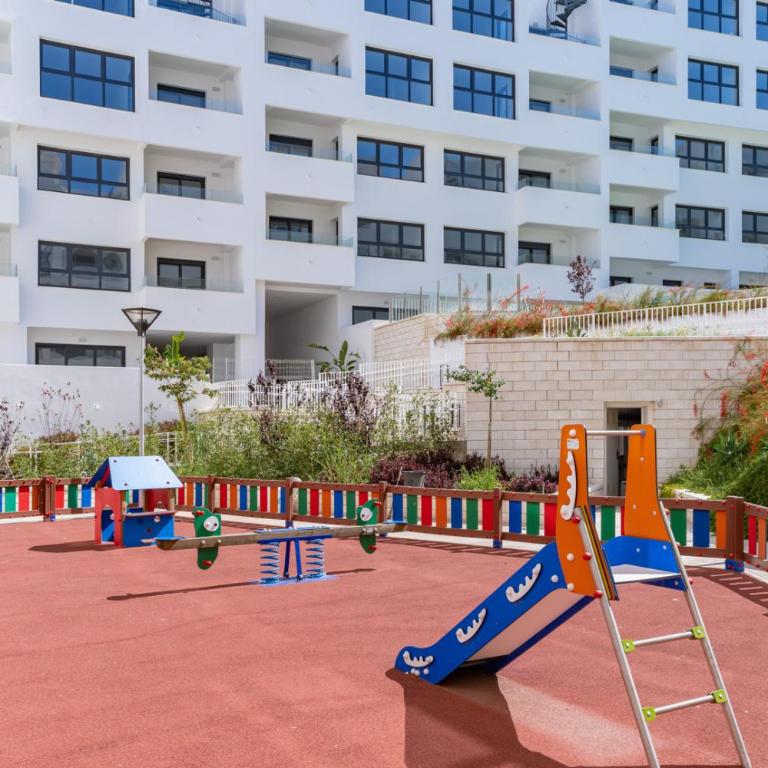 Central apartment with big roof terrace - Apartamento con vistas a la piscina - 22