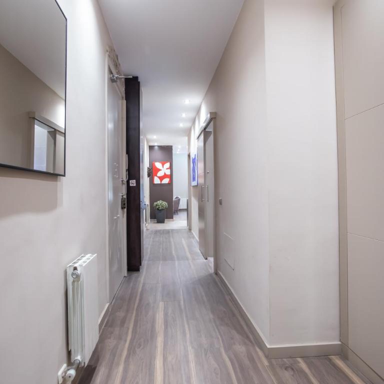 Tendency Apartments 9 - Apartment with Terrace 10 - 3