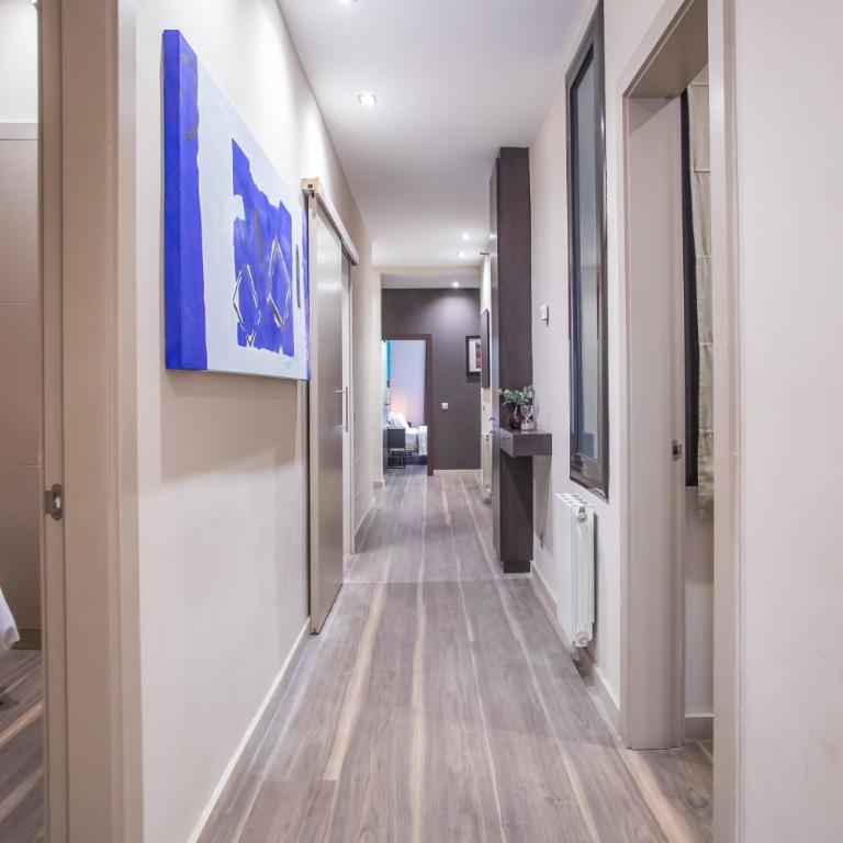 Tendency Apartments 9 - Apartment with Terrace 10 - 12