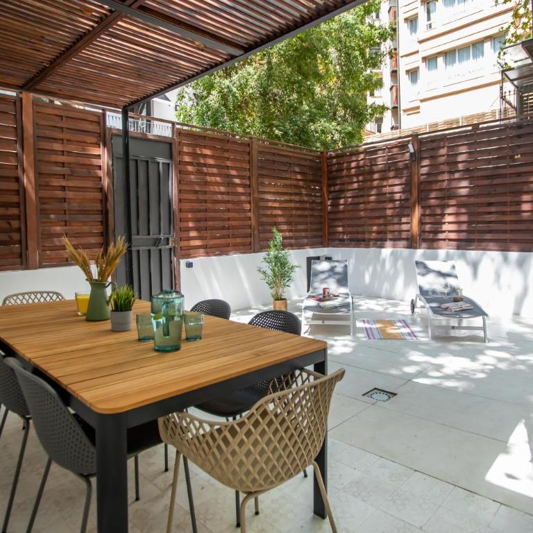 Tendency Apartments 9 - Apartment with Terrace 10 - 34