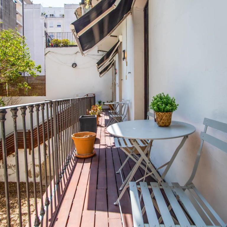 Tendency Apartments 9 - Apartment with Terrace 8 - 25