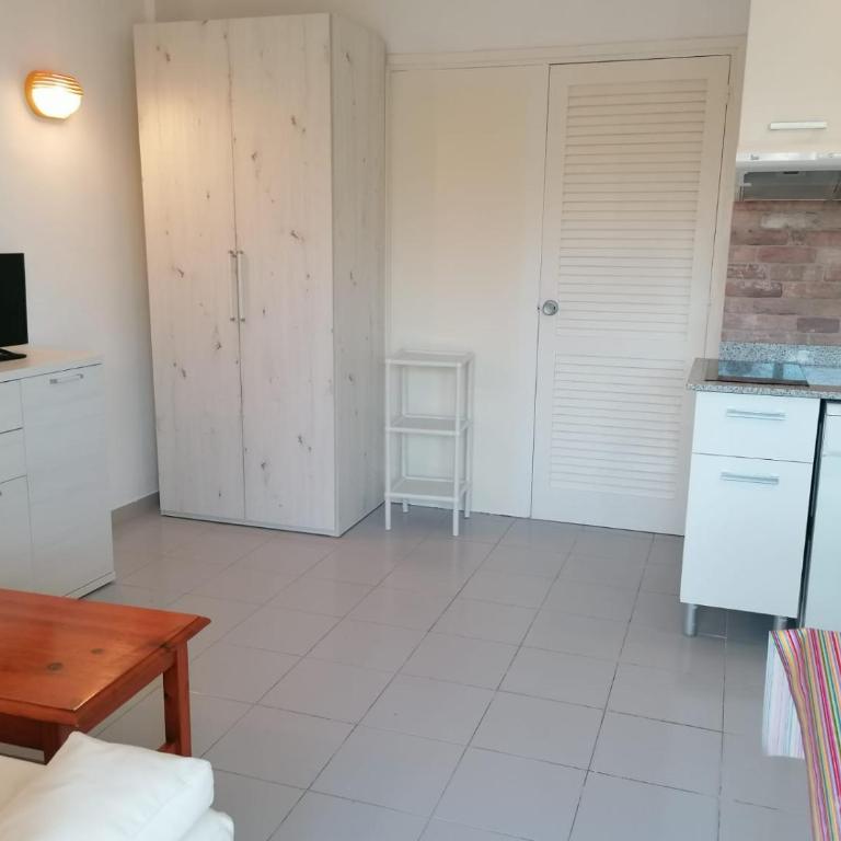Apartamentos Argonavis - One-Bedroom Apartment (2-3 Adults) with Sea View - 6