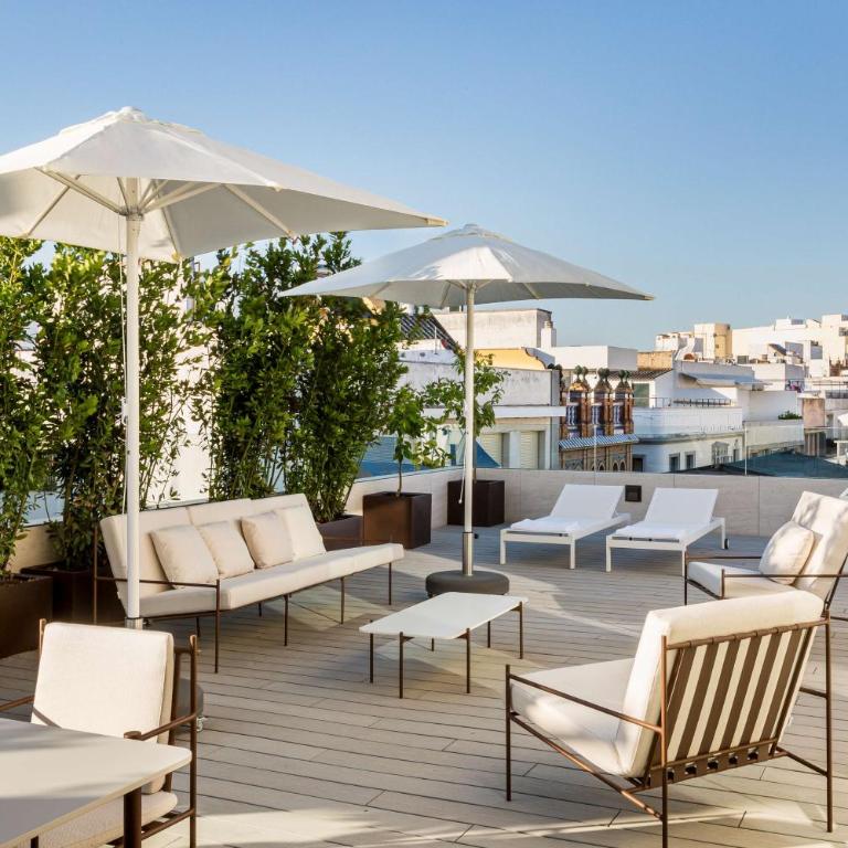 Radisson Collection Hotel, Magdalena Plaza Sevilla - Suite Presidencial con terraza y bañera de hidromasaje - 1