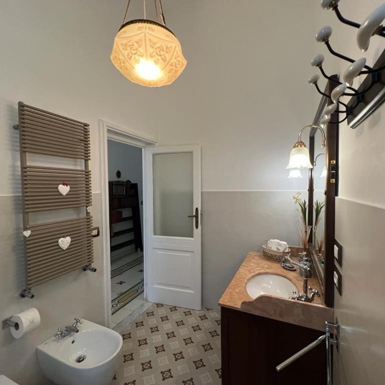 Lux Domus - Appartamento con 2 Camere da Letto - 25