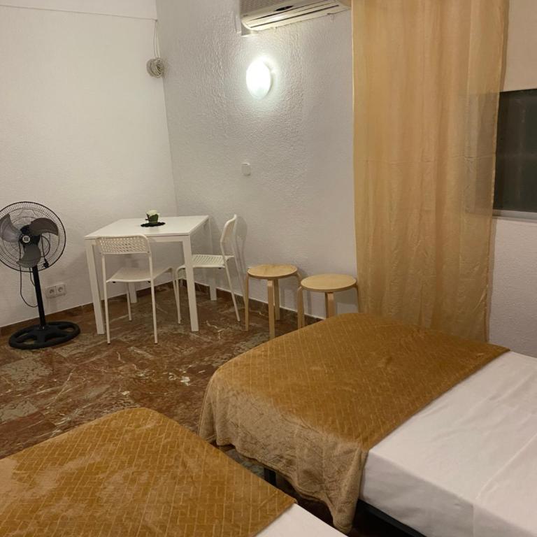 Pension El Dorado - Budget Double or Twin Room - 5