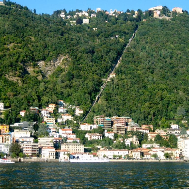 PortaTorre Suite, a Charming apartment in the Heart of Como, Free Private Parking, Air Conditioning - Appartamento Loft con 1 Camera da Letto - 51