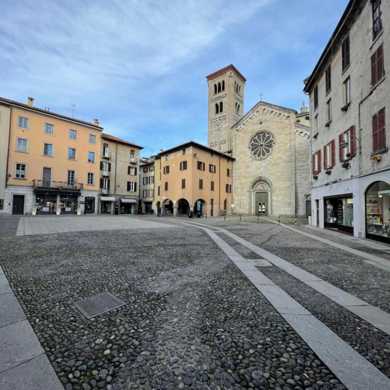PortaTorre Suite, a Charming apartment in the Heart of Como, Free Private Parking, Air Conditioning - Appartamento Loft con 1 Camera da Letto - 46