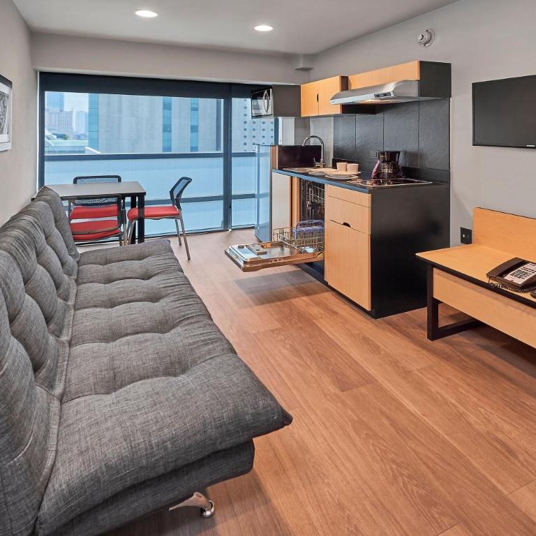 City Express by Marriott Ciudad de México EBC Reforma - One-Bedroom King Suite with Sofa Bed - 2