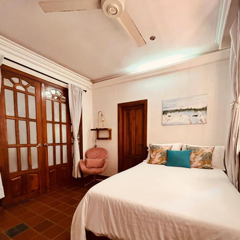 Casa Isabelita - Habitación Doble con baño privado - 10