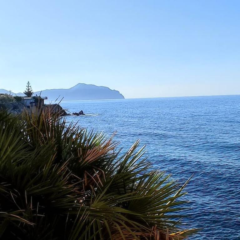 La Finestra sul Mare - Appartamento con 2 Camere da Letto - 11