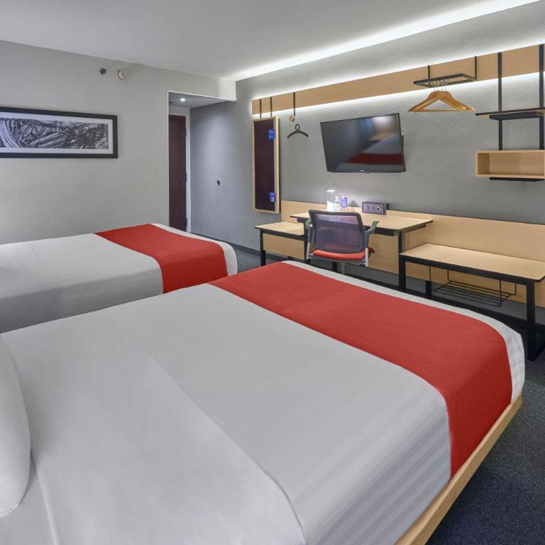 City Express by Marriott Tijuana Rio - Double Room with Two Double Beds - 2