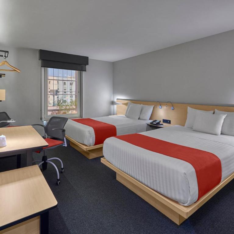 City Express by Marriott Tijuana Rio - Double Room with Two Double Beds - 3