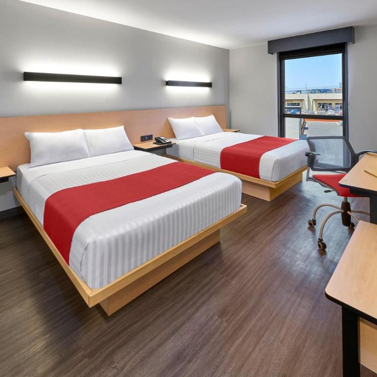 City Express by Marriott Tijuana Otay - Double Room with Two Double Beds - 1