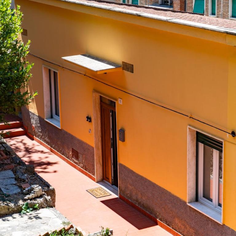 CIVICO 11 PERUGIA Accogliente trilocale per 4 persone con 2 bagni e posto auto riservato - Appartamento con 2 Camere da Letto - 13