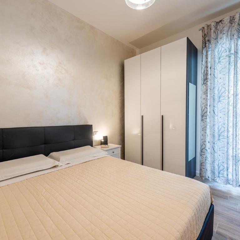 CIVICO 11 PERUGIA Accogliente trilocale per 4 persone con 2 bagni e posto auto riservato - Appartamento con 2 Camere da Letto - 68