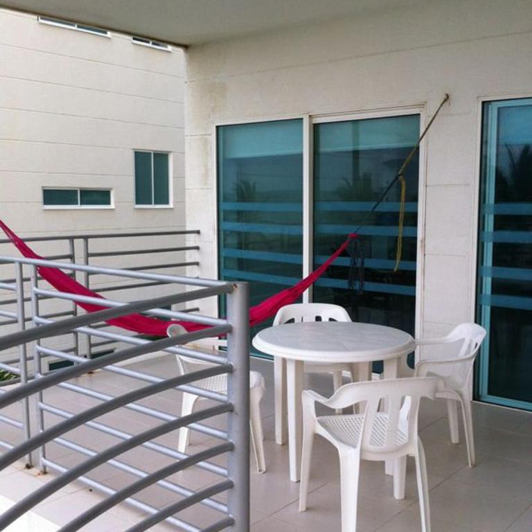 APARTAMENTO FRENTE A LA PLAYA EN COVEÑAS - Apartamento - 6