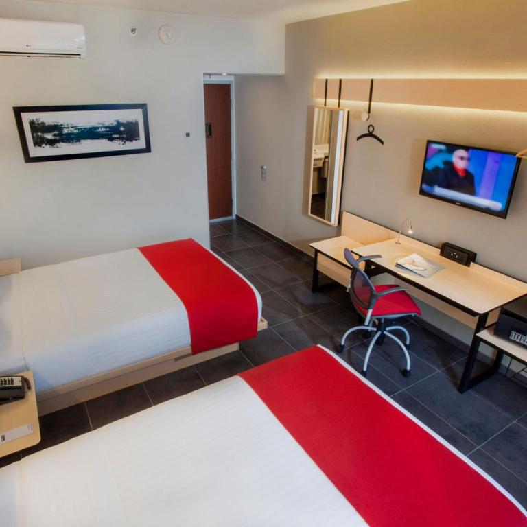 City Express Plus by Marriott Cabo San Lucas - Habitación Doble - 2 camas dobles - 2