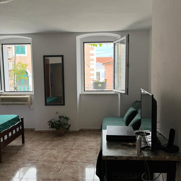 Old Town Escape - Central and Charming - One-Bedroom Apartment - 4