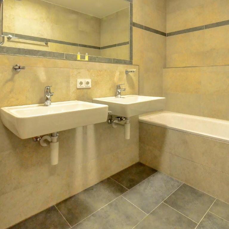 Alpin & Seeresort Top 10 - by Alpen Apartments - Apartment mit Seeblick - 21