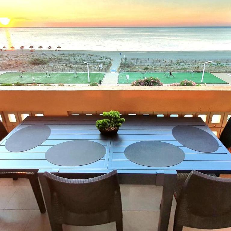 Le Panoramique Front de Mer - Apartment with Terrace, Pool view and seafront - 2