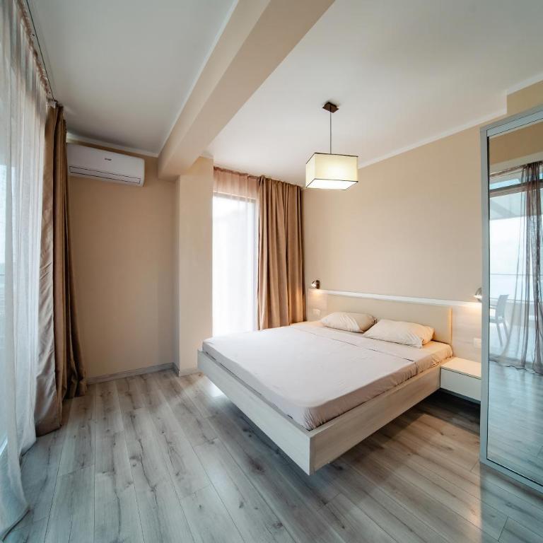 Budva Gate Penthouse - Apartman sa 3 Spavaće Sobe i Pogledom na More - 17