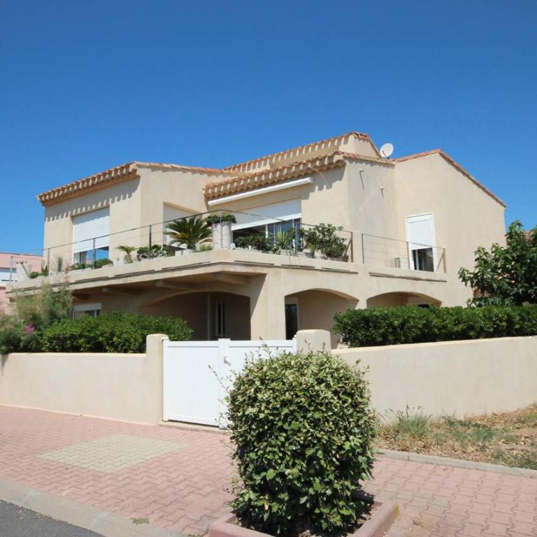 FACE à la Mer, Superbe appartement climatisé au RDC d'une maison, classé 4 étoiles, 5 couchages -WIFI-PORTIRAGNES PLAGE LXBFM32 - Appartamento con 2 Camere da Letto - 1