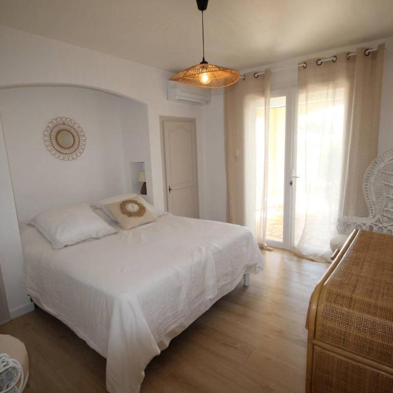 FACE à la Mer, Superbe appartement climatisé au RDC d'une maison, classé 4 étoiles, 5 couchages -WIFI-PORTIRAGNES PLAGE LXBFM32 - Appartamento con 2 Camere da Letto - 8