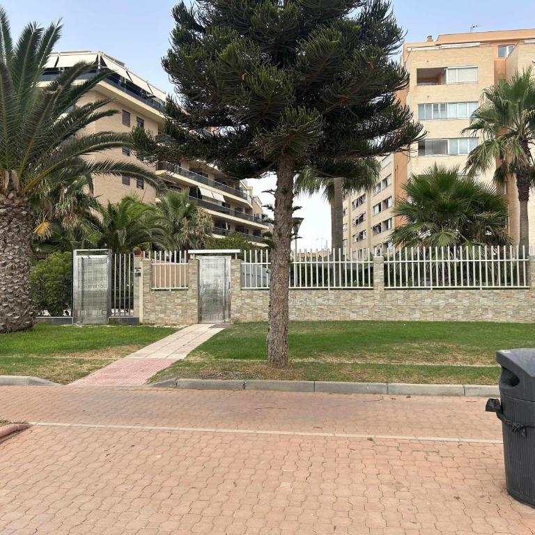 Casa Playa Roquetas - Three-Bedroom Apartment - 42