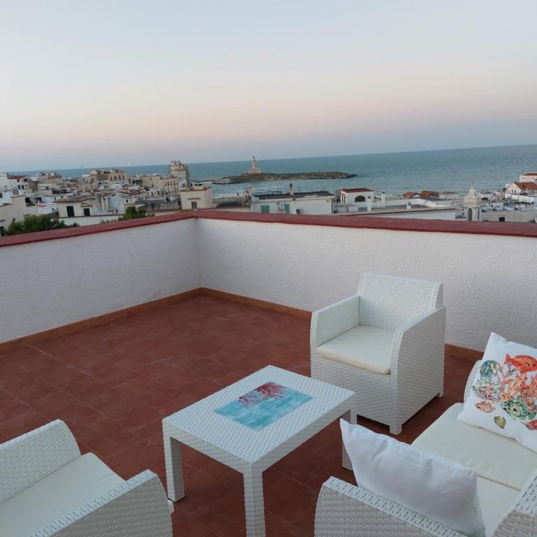 La Reggia del Corso - Three-Bedroom Apartment - 26