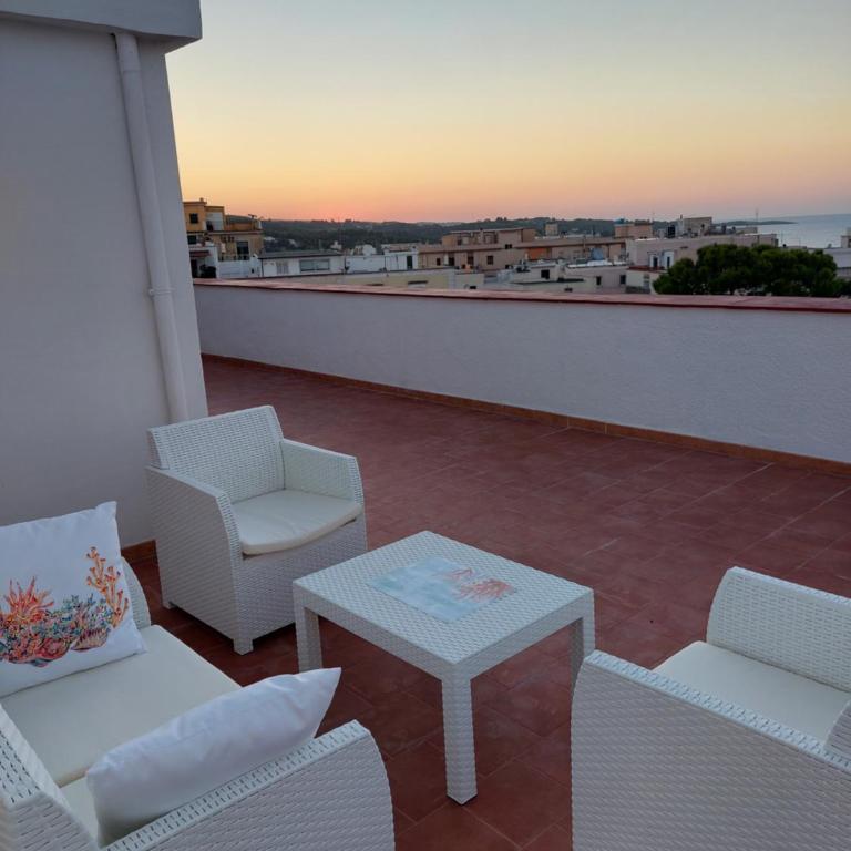 La Reggia del Corso - Three-Bedroom Apartment - 23