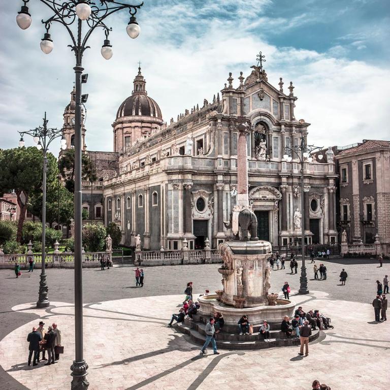 Exclusive 2 Bedroom Apartment [Catania Center] - Two-Bedroom Apartment - 26