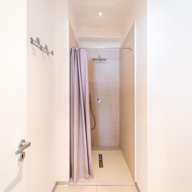 Exclusive 2 Bedroom Apartment [Catania Center] - Two-Bedroom Apartment - 7