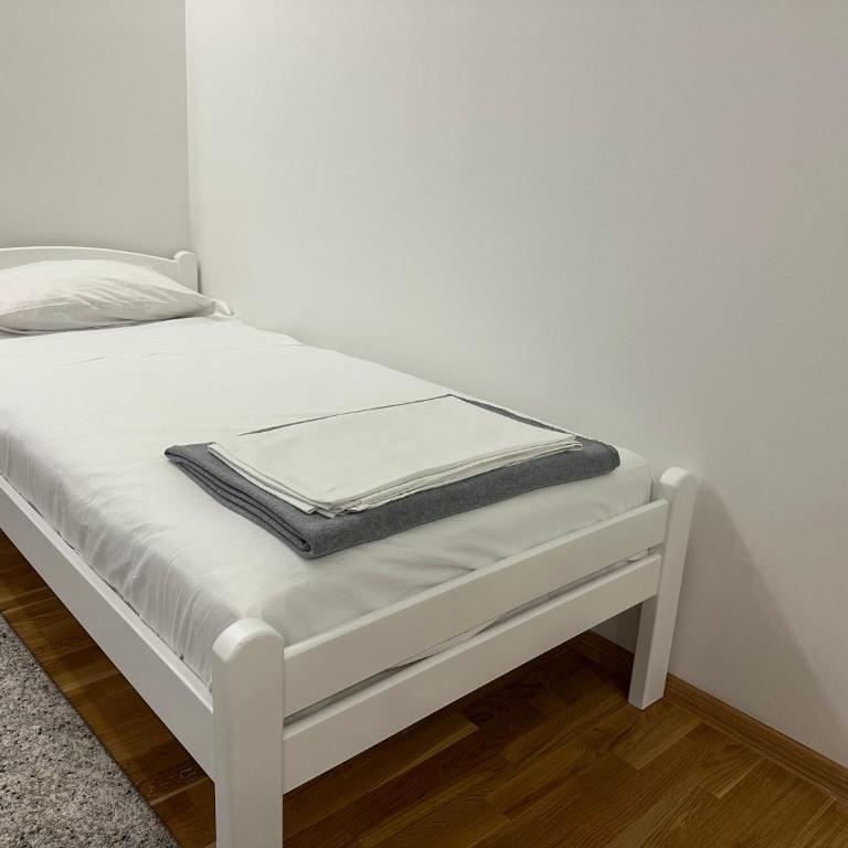 Apartment Sara Centar Sarajevo - Apartman sa 2 Spavaće Sobe - 15