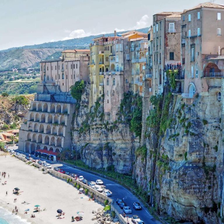Holiday House Nuvola TROPEA CENTRO WIFI PARKING - Three-Bedroom Apartment - 25