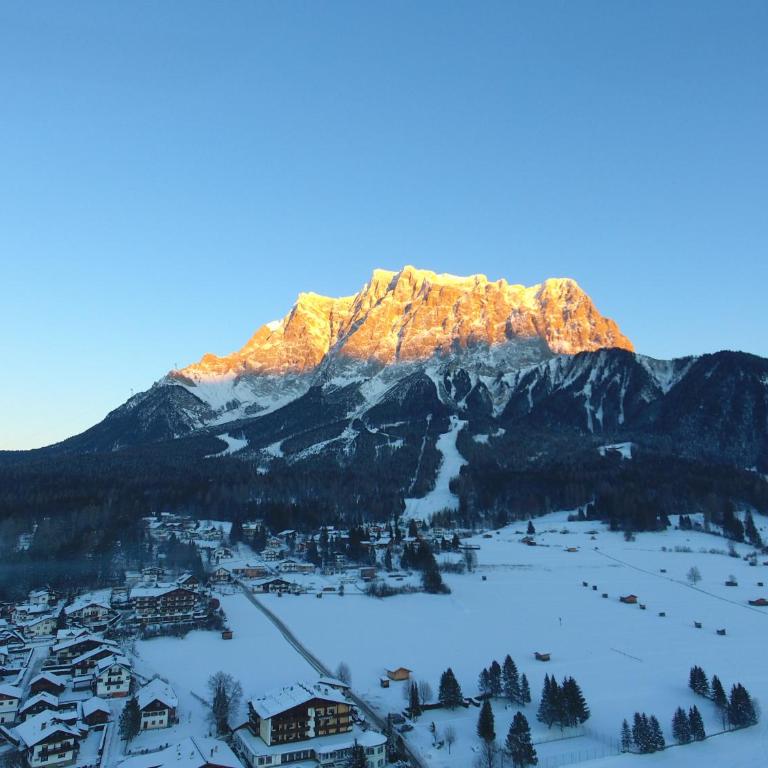 Haus Alpenglühen - Apartment mit Balkon 4/5 - 9