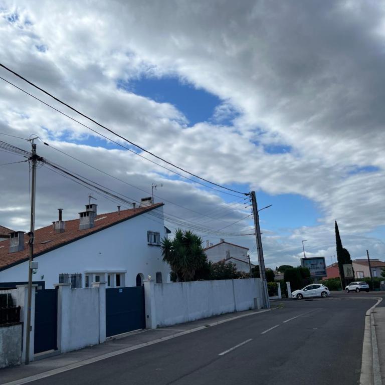Beau studio indépendant à15mn de la plage, proche de toute commodité - Appartement 1 Chambre - 8